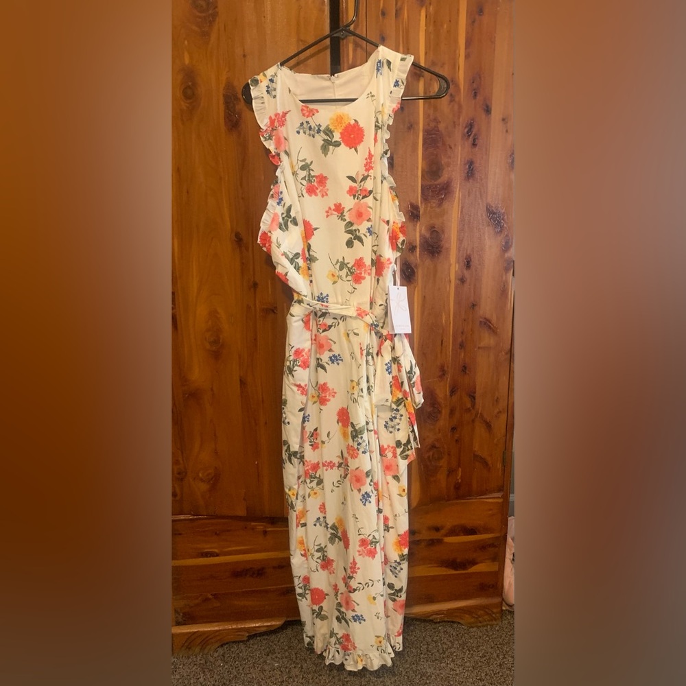 NWT Gal Meets Glam Beverly Floral Jumpsuit